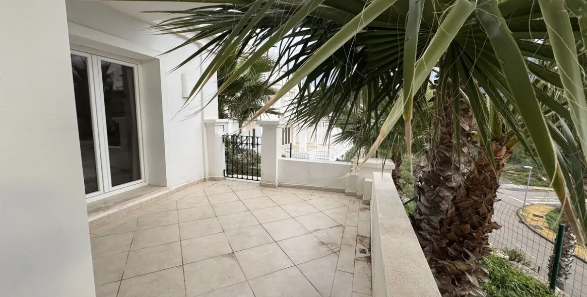 Sale of ground floor apartment in Aloha 20