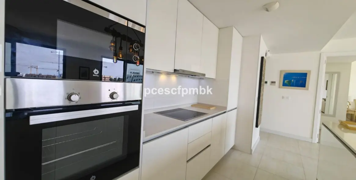 Продажа двухуровневого пентхауса в Estepona 6