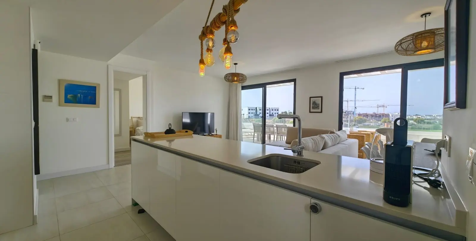 Sale of penthouse duplex in Estepona 7