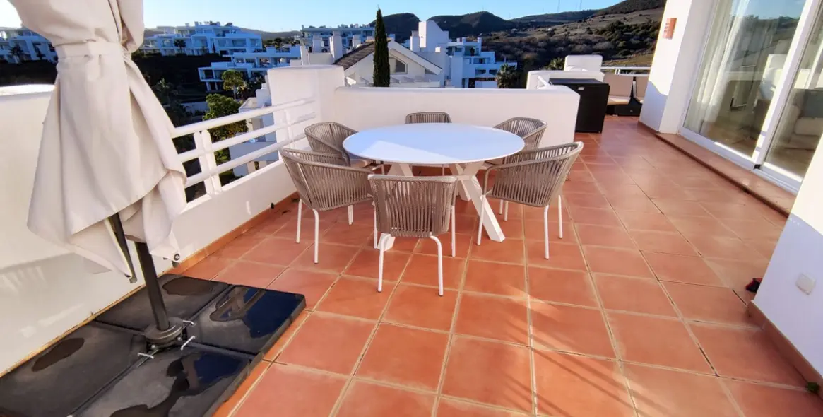 Продажа пентхауса в Estepona 9