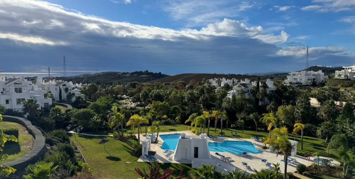 Продажа пентхауса в Estepona 13