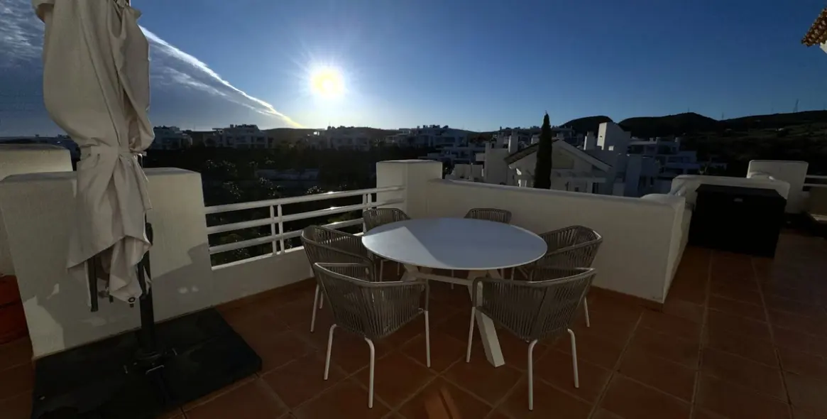 Продажа пентхауса в Estepona 19