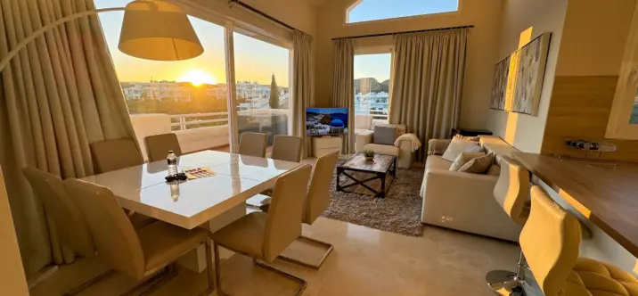 Sale of penthouse in Estepona 0