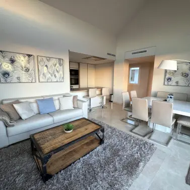 Sale of penthouse in Estepona