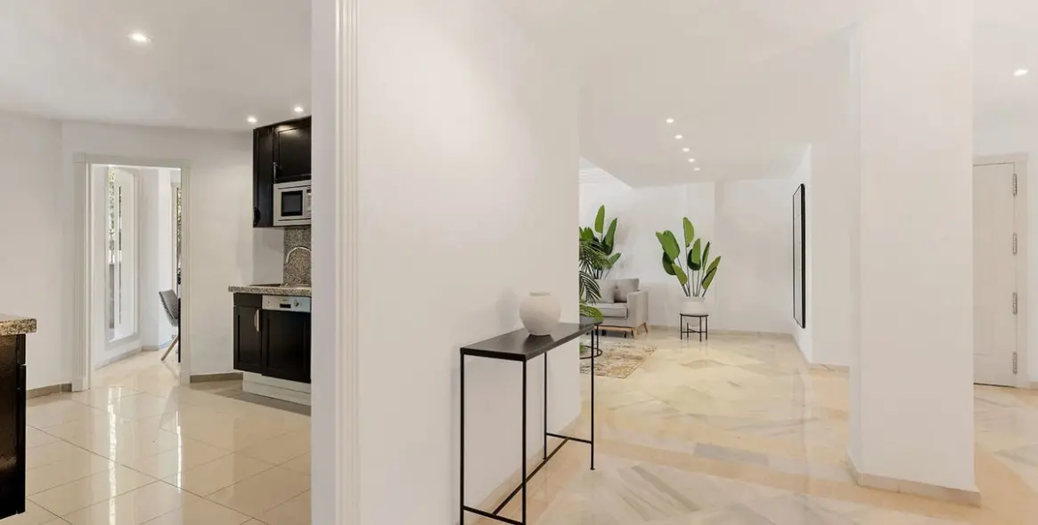 Продажа апартаментов на среднем этаже в Nueva Andalucía 13