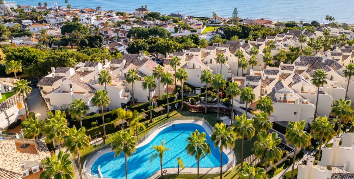 Sale of semi-detached house in Costabella 1