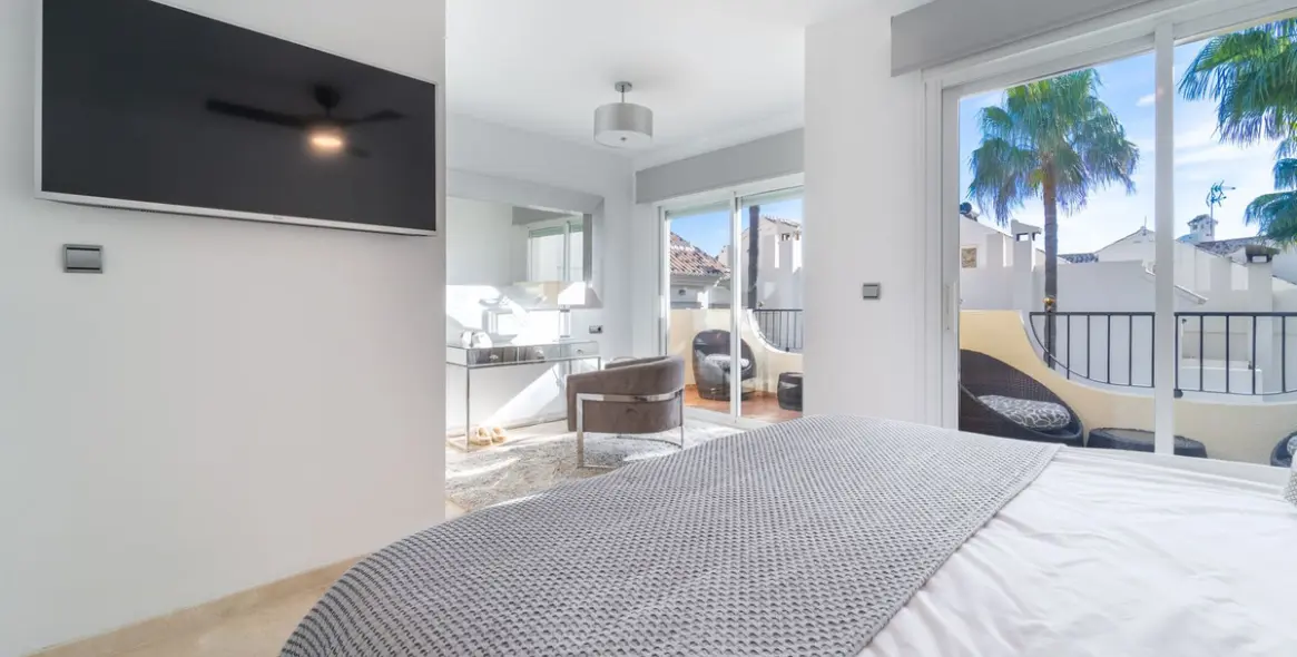 Sale of semi-detached house in Costabella 10