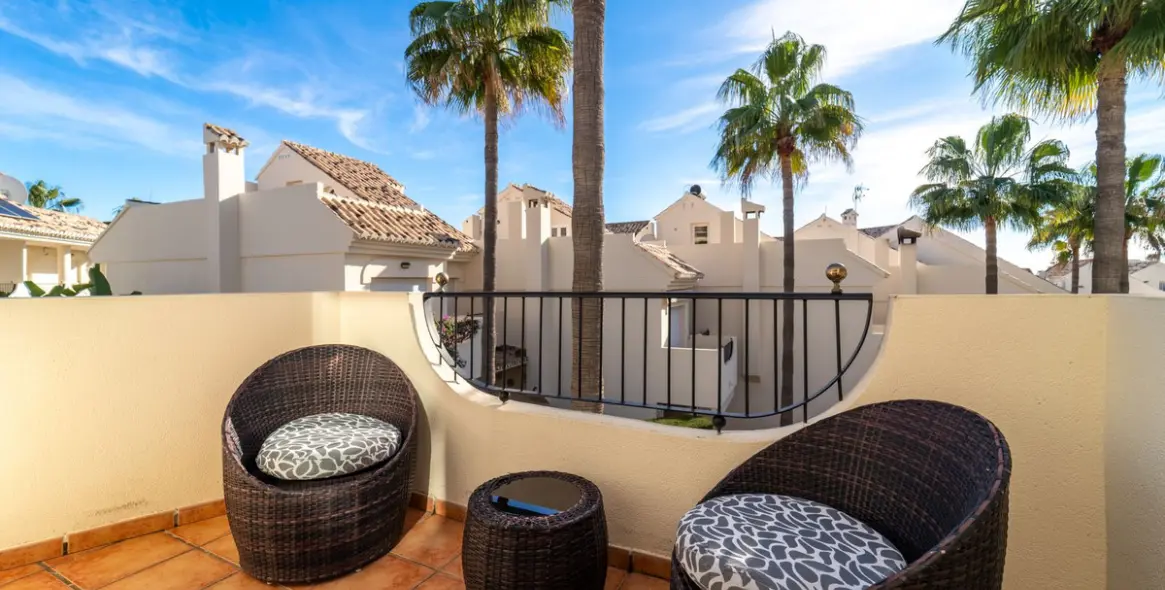 Sale of semi-detached house in Costabella 11