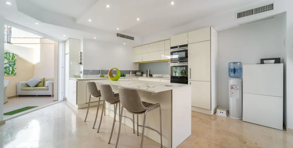 Sale of semi-detached house in Costabella 13