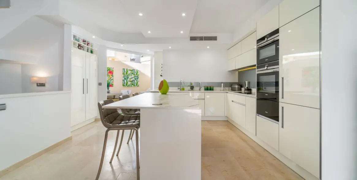 Sale of semi-detached house in Costabella 14