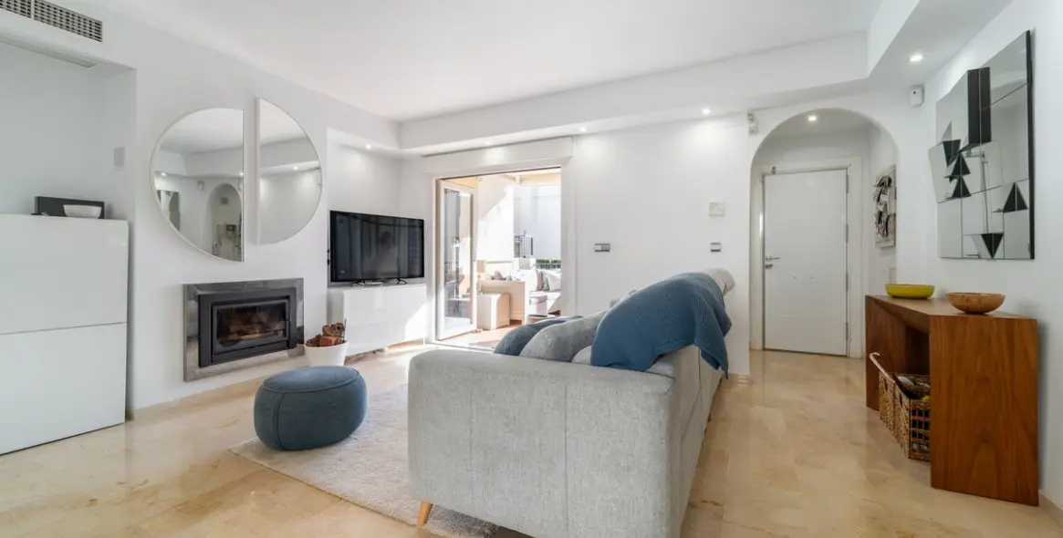 Sale of semi-detached house in Costabella 19