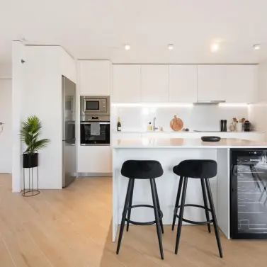 Sale of middle floor apartment in La Campana