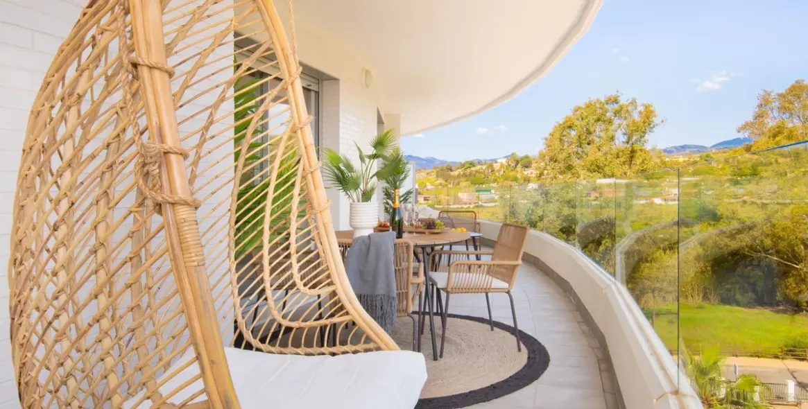 Продажа апартаментов на среднем этаже в La Campana 12