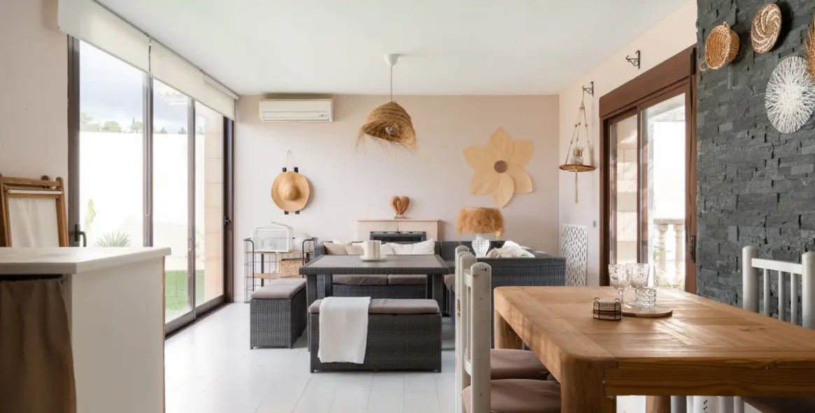 Sale of detached villa in Sierrezuela 8