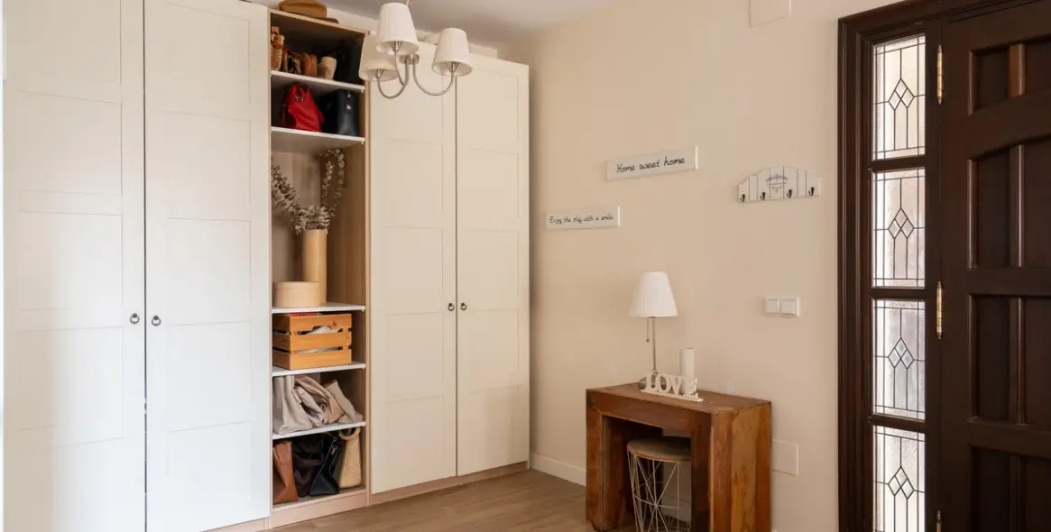 Sale of detached villa in Sierrezuela 24