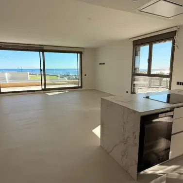 Venta de apartamento en planta baja en New Golden Mile