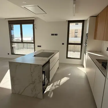 Venta de apartamento en planta baja en New Golden Mile