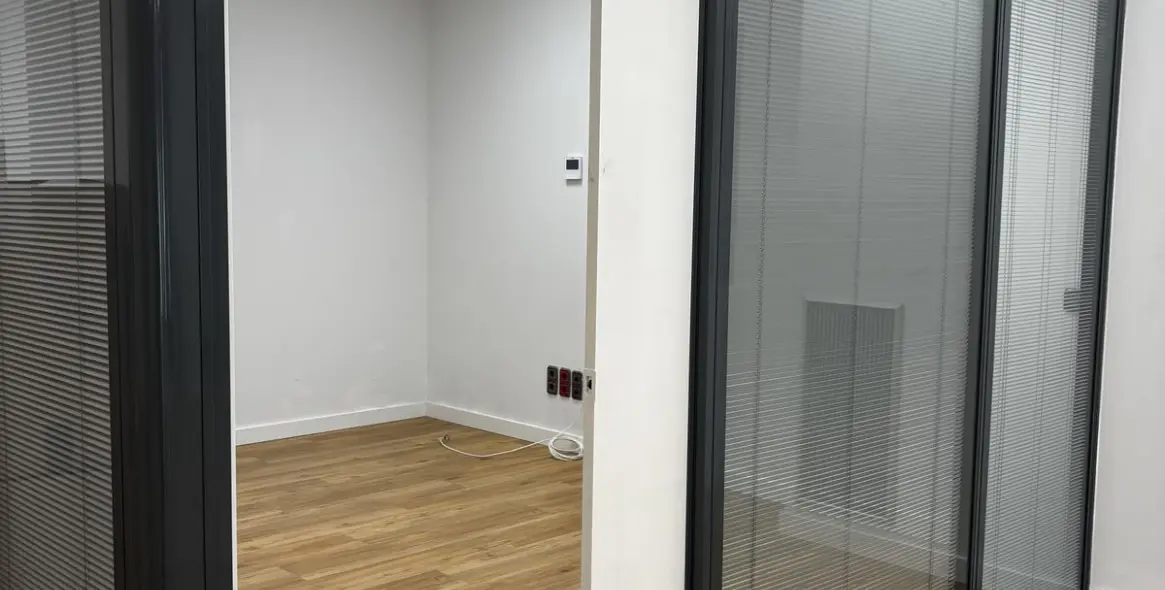 Long-term rent of office in Marbella 6