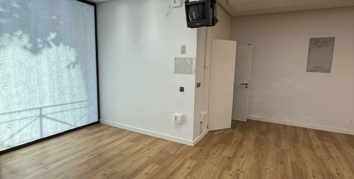 Long-term rent of office in Marbella 10