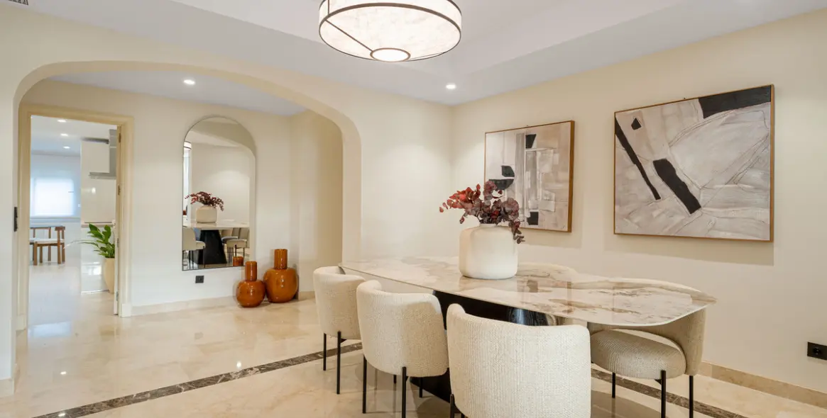 Продажа апартаментов на среднем этаже в Sierra Blanca 2