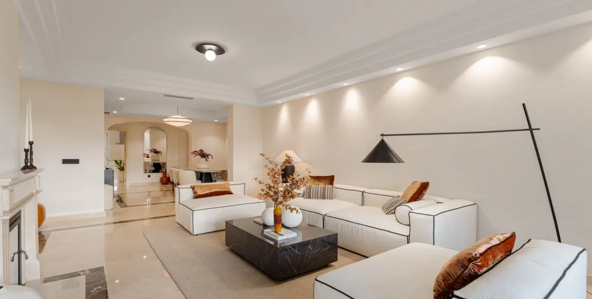 Продажа апартаментов на среднем этаже в Sierra Blanca 4