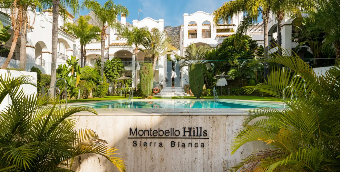 Sale of ground floor apartment in Sierra Blanca 38