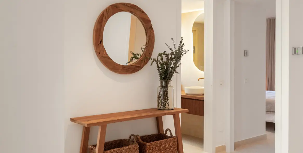 Sale of middle floor apartment in Nueva Andalucía 11