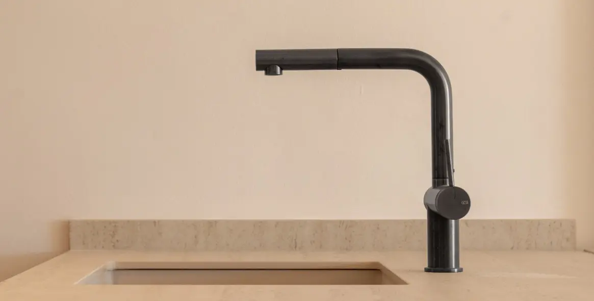 Sale of middle floor apartment in Nueva Andalucía 16