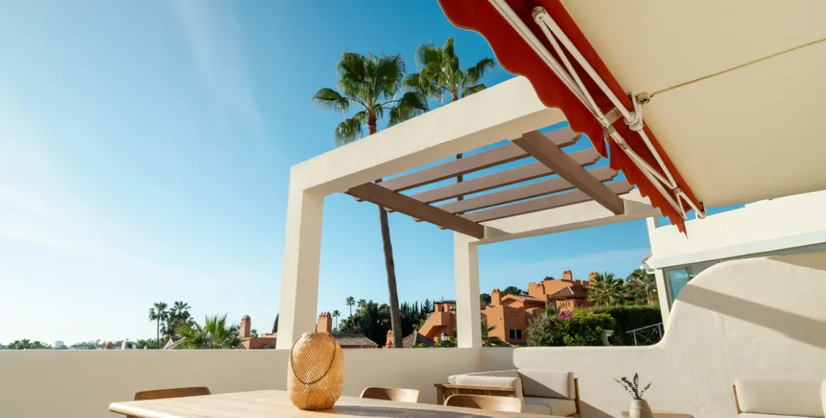 Продажа апартаментов на среднем этаже в Nueva Andalucía 26