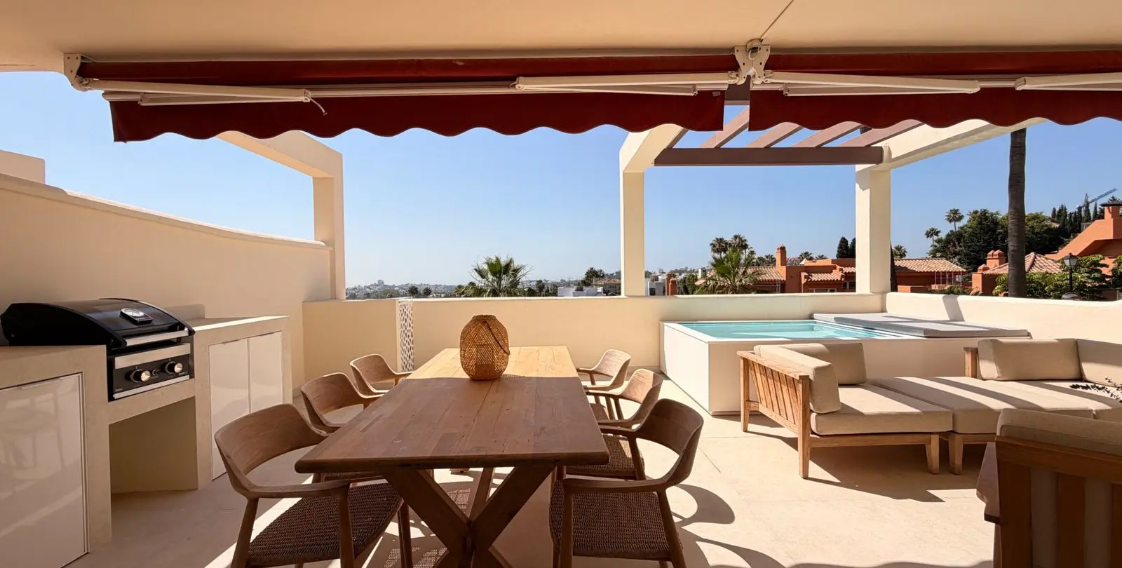 Sale of middle floor apartment in Nueva Andalucía 23