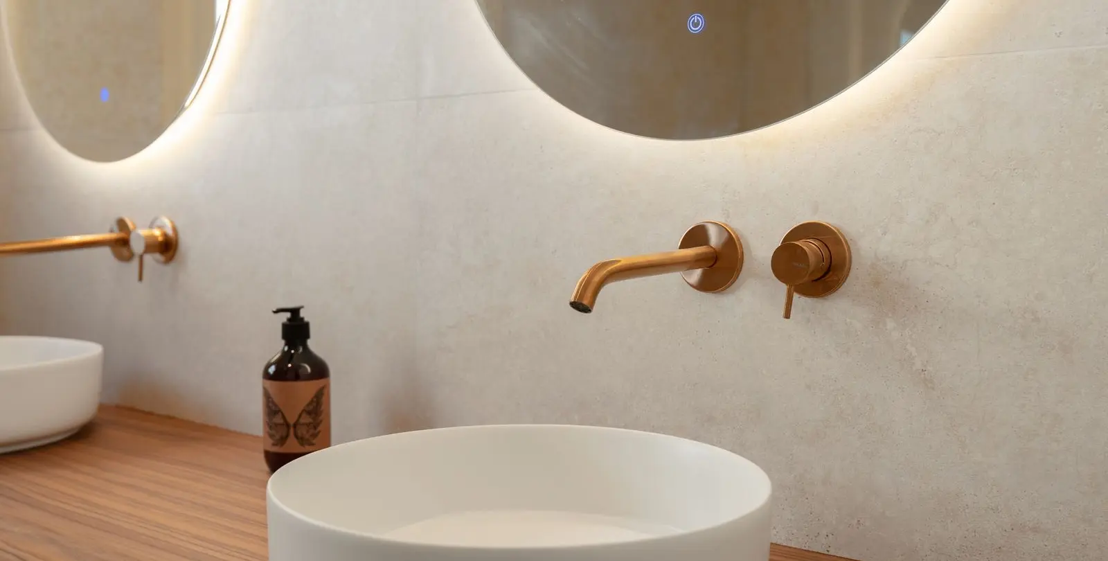 Sale of middle floor apartment in Nueva Andalucía 35