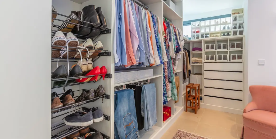 Sale of detached villa in La Duquesa 47