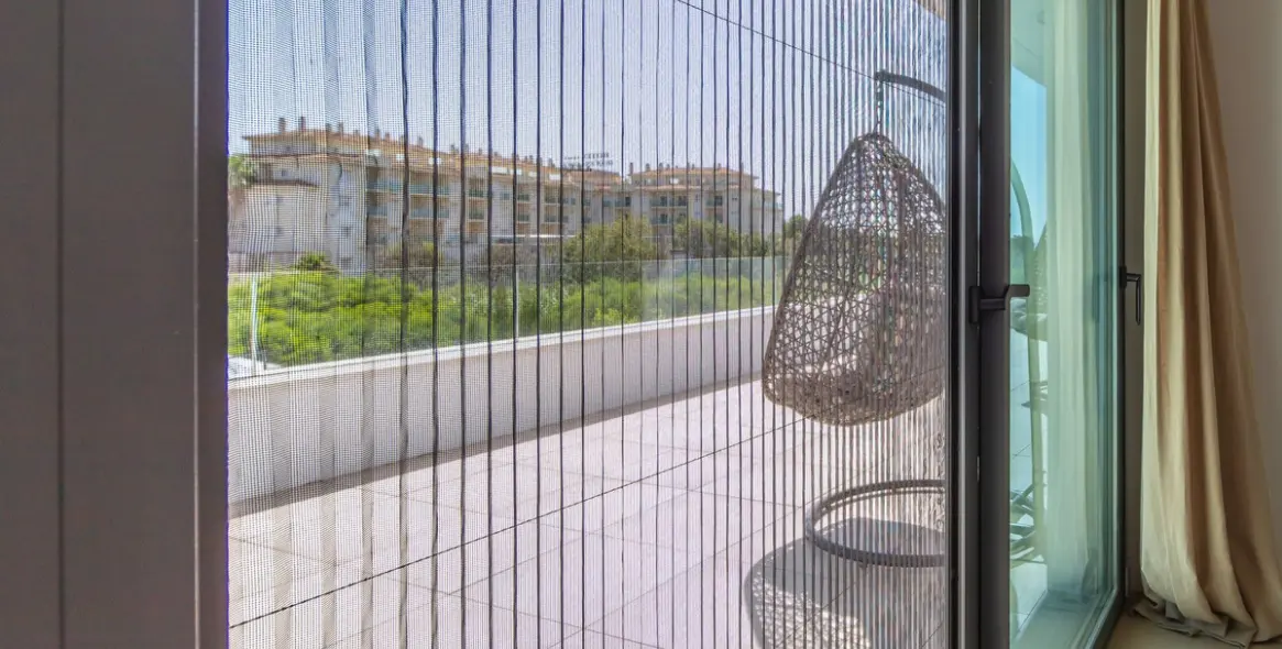 Sale of detached villa in La Duquesa 67