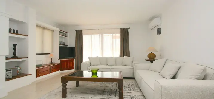 Sale of penthouse in Fuengirola 4
