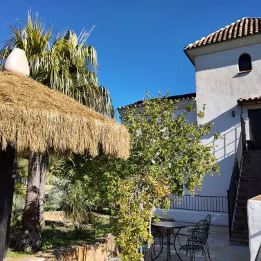 Venta de hotel en Tolox