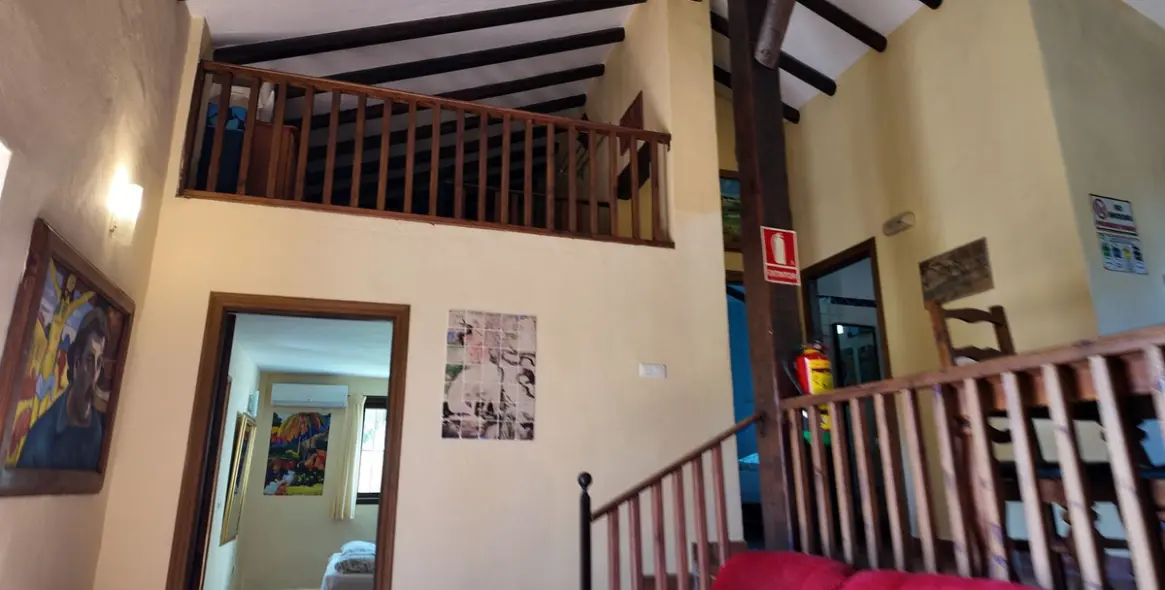 Venta de hotel en Tolox 32
