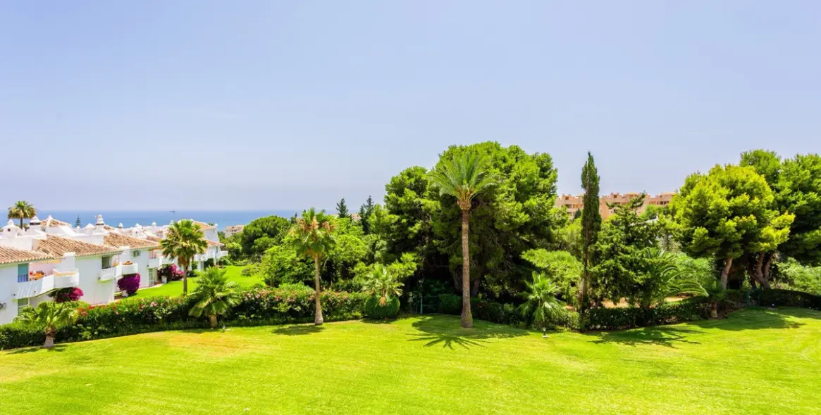 Долгосрочная аренда пентхауса в Calahonda 17