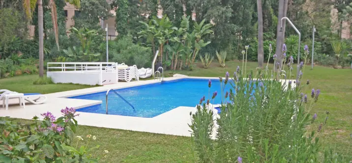 Долгосрочная аренда апартаментов на первом этаже в Puerto Banús 0