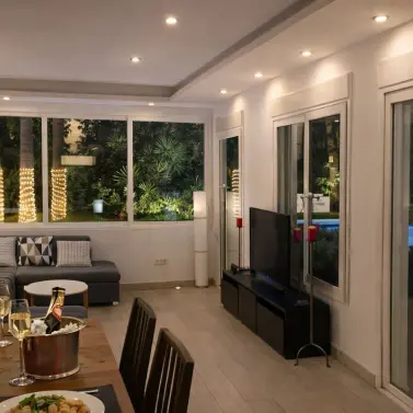 Долгосрочная аренда апартаментов на первом этаже в Puerto Banús