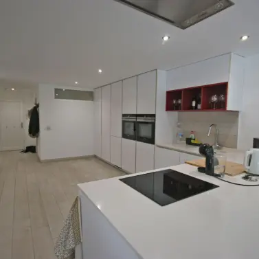 Долгосрочная аренда апартаментов на первом этаже в Puerto Banús