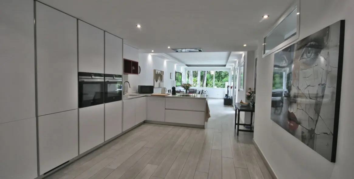 Long-term rent of ground floor apartment in Puerto Banús 5