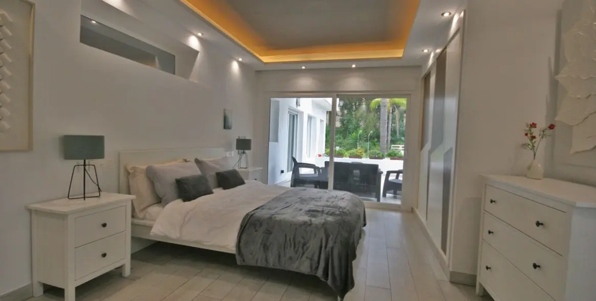 Long-term rent of ground floor apartment in Puerto Banús 6