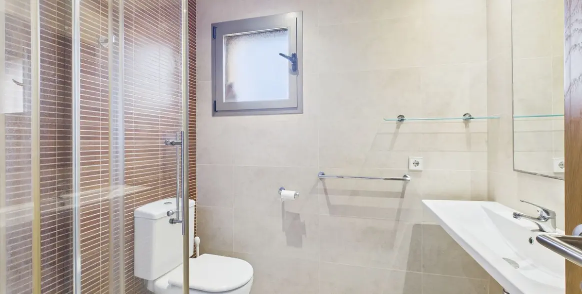 Sale of penthouse in Estepona 13