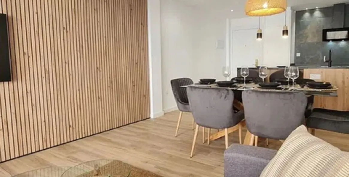 Sale of middle floor apartment in Los Boliches 2