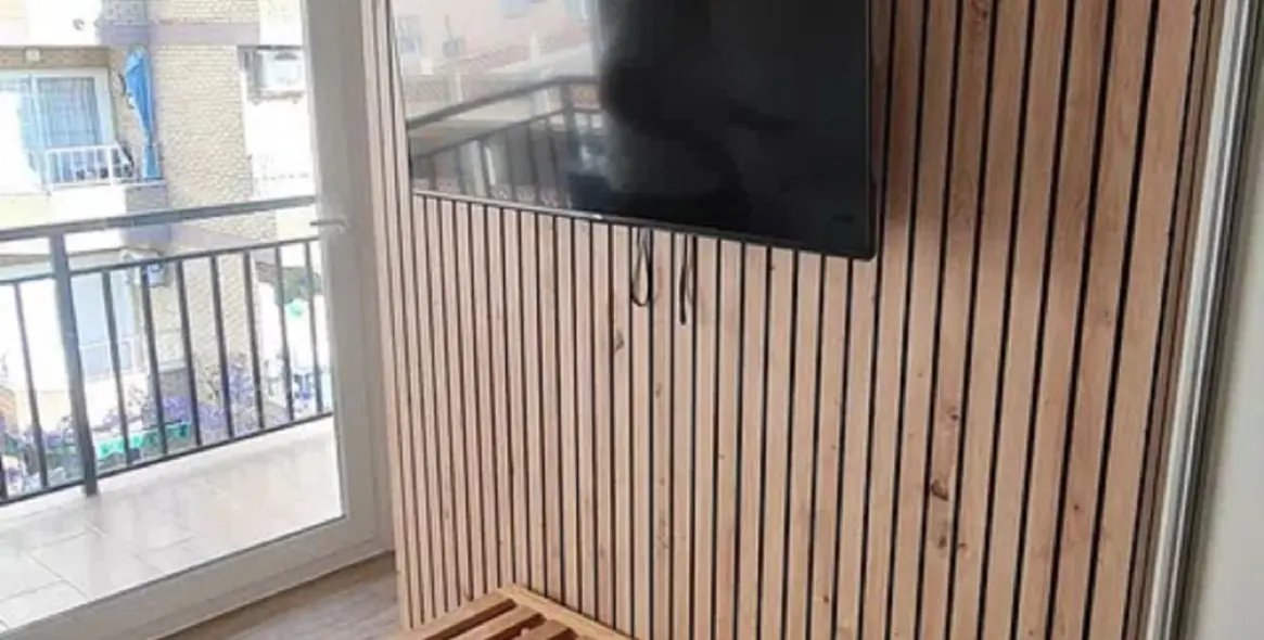 Sale of middle floor apartment in Los Boliches 6