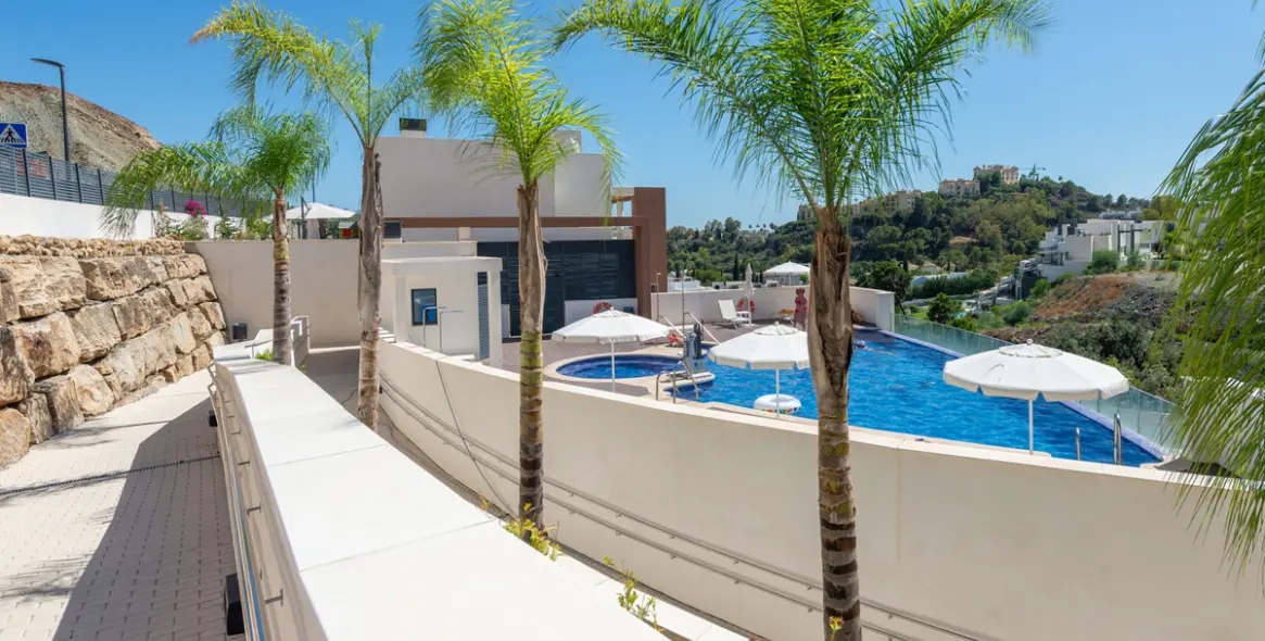 Продажа пентхауса в Benahavís 1