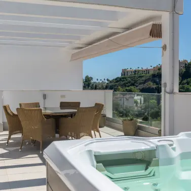 Продажа пентхауса в Benahavís