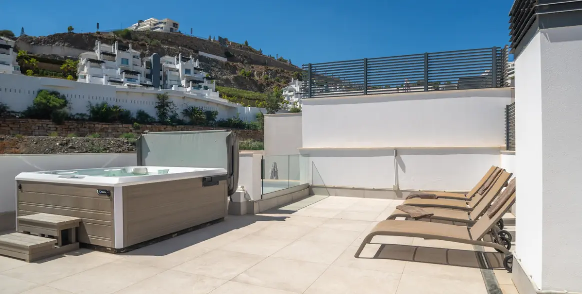 Venta de ático en Benahavís 34