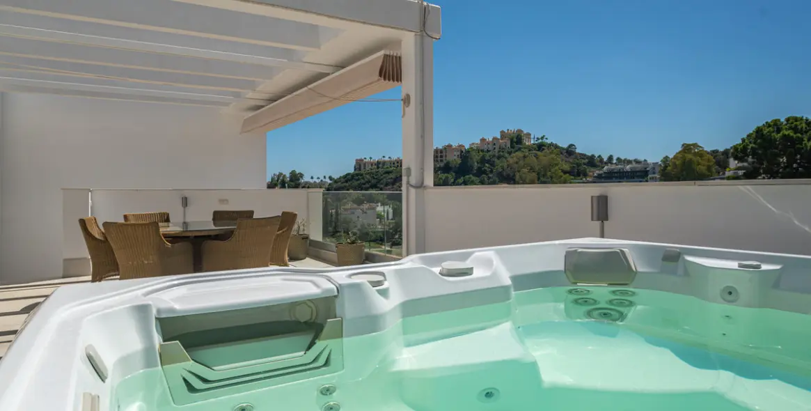 Venta de ático en Benahavís 39