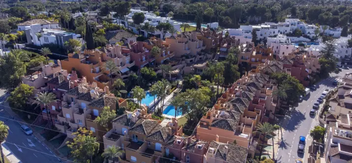 Продажа таунхауса в Nueva Andalucía 2